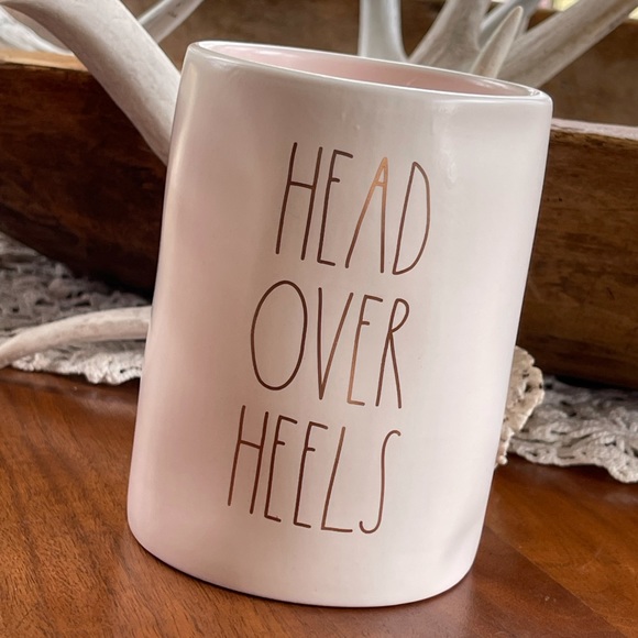 Rae Dunn HEAD OVER HEELS Candle - Picture 2 of 5